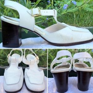 RETRO NATURALIZER SHOES